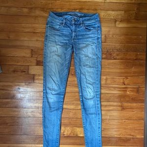 American Eagle: Super Stretch Jegging